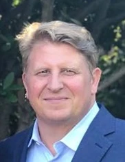 Gunnar Bergqvist board-certified labiaplasty surgeon