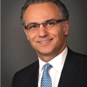 Kiya Movassaghi board-certified labiaplasty surgeon