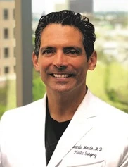 Ricardo Meade board-certified labiaplasty surgeon