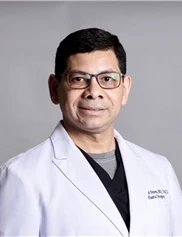 Victor Perez board-certified labiaplasty surgeon