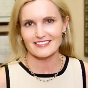 Kristin Boehm board-certified labiaplasty surgeon
