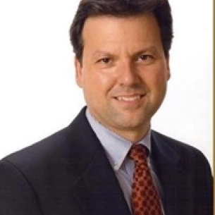 George Papanicolaou board-certified labiaplasty surgeon