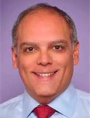 Jorge de la Pedraja board-certified labiaplasty surgeon