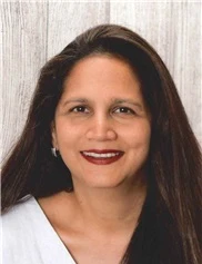 Sonal Pandya board-certified labiaplasty surgeon