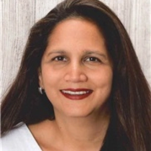 Sonal Pandya board-certified labiaplasty surgeon