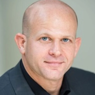Drew Schnitt board-certified labiaplasty surgeon