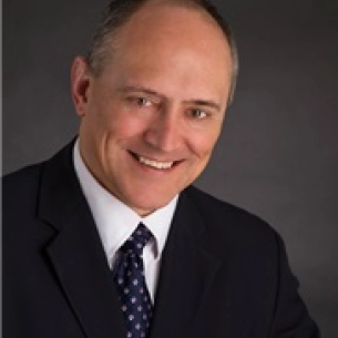 Brian Kiesnowski board-certified labiaplasty surgeon
