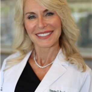 Simona Pautler board-certified labiaplasty surgeon