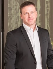 Phillip Craft board-certified labiaplasty surgeon