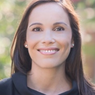 Ximena Pinell board-certified labiaplasty surgeon