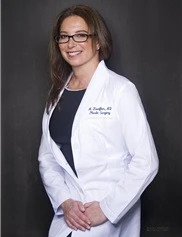 Michelle Zweifler board-certified labiaplasty surgeon