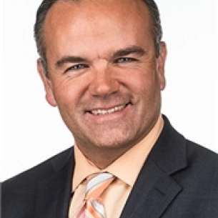 Rudolf Thompson board-certified labiaplasty surgeon