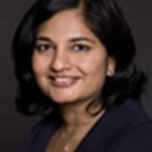 Hema Thakar board-certified labiaplasty surgeon