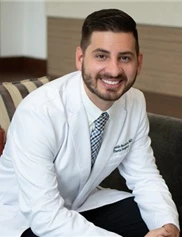 Leopoldo Baccaro board-certified labiaplasty surgeon
