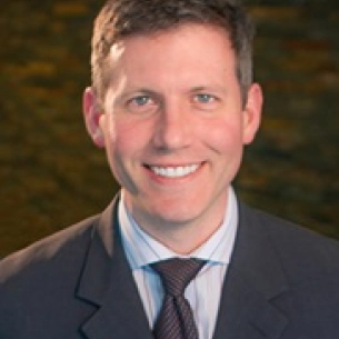 David Tauber board-certified labiaplasty surgeon