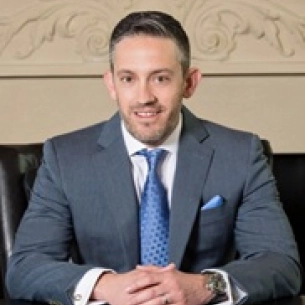 Bryan Armijo board-certified labiaplasty surgeon