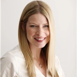 Amy Bekanich board-certified labiaplasty surgeon