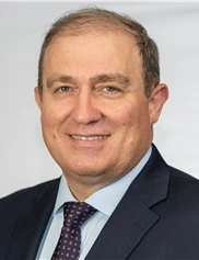 Ali Totonchi board-certified labiaplasty surgeon