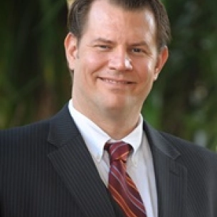 Alan Durkin board-certified labiaplasty surgeon
