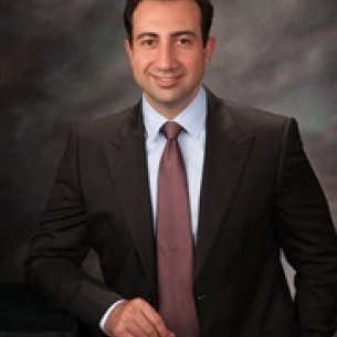 Rafi Bidros board-certified labiaplasty surgeon