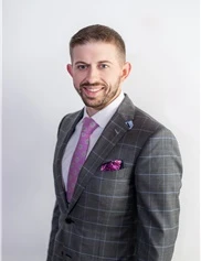 Alexander Slocum board-certified labiaplasty surgeon