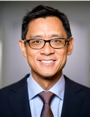 Lawrence Lin board-certified labiaplasty surgeon