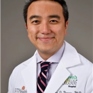 Phuong Nguyen board-certified labiaplasty surgeon