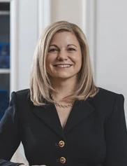 Jennifer Boll board-certified labiaplasty surgeon
