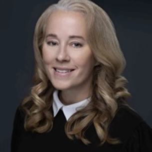 Kerry Latham board-certified labiaplasty surgeon