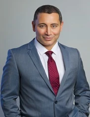 Roman Rayham board-certified labiaplasty surgeon