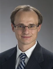 Wojciech Przylecki board-certified labiaplasty surgeon