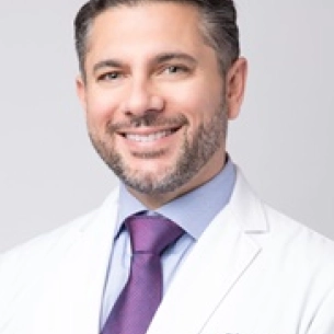 Ulysses Scarpidis board-certified labiaplasty surgeon