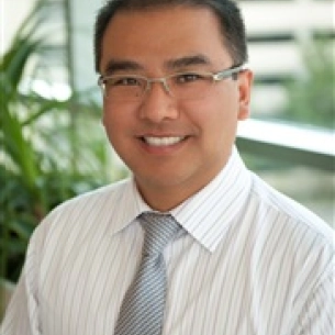 Andrew Zhang board-certified labiaplasty surgeon