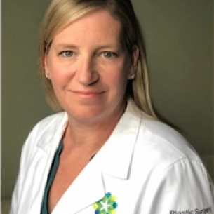 Stephanie Caterson board-certified labiaplasty surgeon