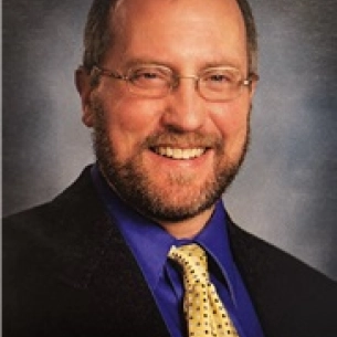 Hans Serleth board-certified labiaplasty surgeon