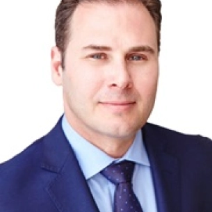 Jaime Schwartz board-certified labiaplasty surgeon