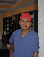 Shashidhar Kusuma board-certified labiaplasty surgeon