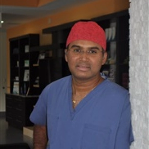 Shashidhar Kusuma board-certified labiaplasty surgeon