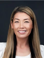 Elizabeth Lee board-certified labiaplasty surgeon