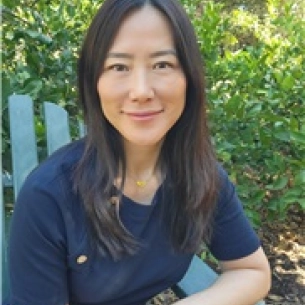 Caroline Min board-certified labiaplasty surgeon