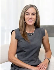 Sarah McMillan board-certified labiaplasty surgeon