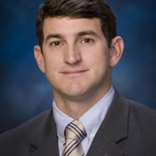 Antonio Busquets board-certified labiaplasty surgeon