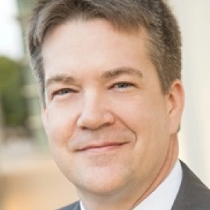 Joshua Lemmon board-certified labiaplasty surgeon