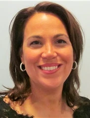 Renee Comizio board-certified labiaplasty surgeon