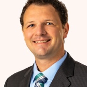 Brian Biggerstaff board-certified labiaplasty surgeon