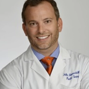 Jeffrey Umansky board-certified labiaplasty surgeon