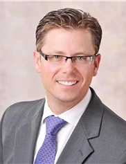 Frederick Weniger board-certified labiaplasty surgeon
