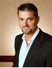 Paul Syribeys board-certified labiaplasty surgeon