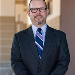 Matthew Steele board-certified labiaplasty surgeon