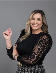 Natalia Vidal board-certified labiaplasty surgeon